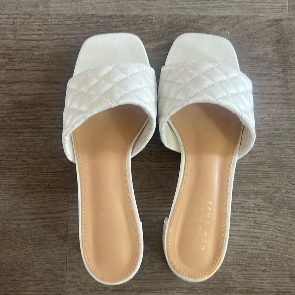 Heel sandals, used. Good condition size 7.5